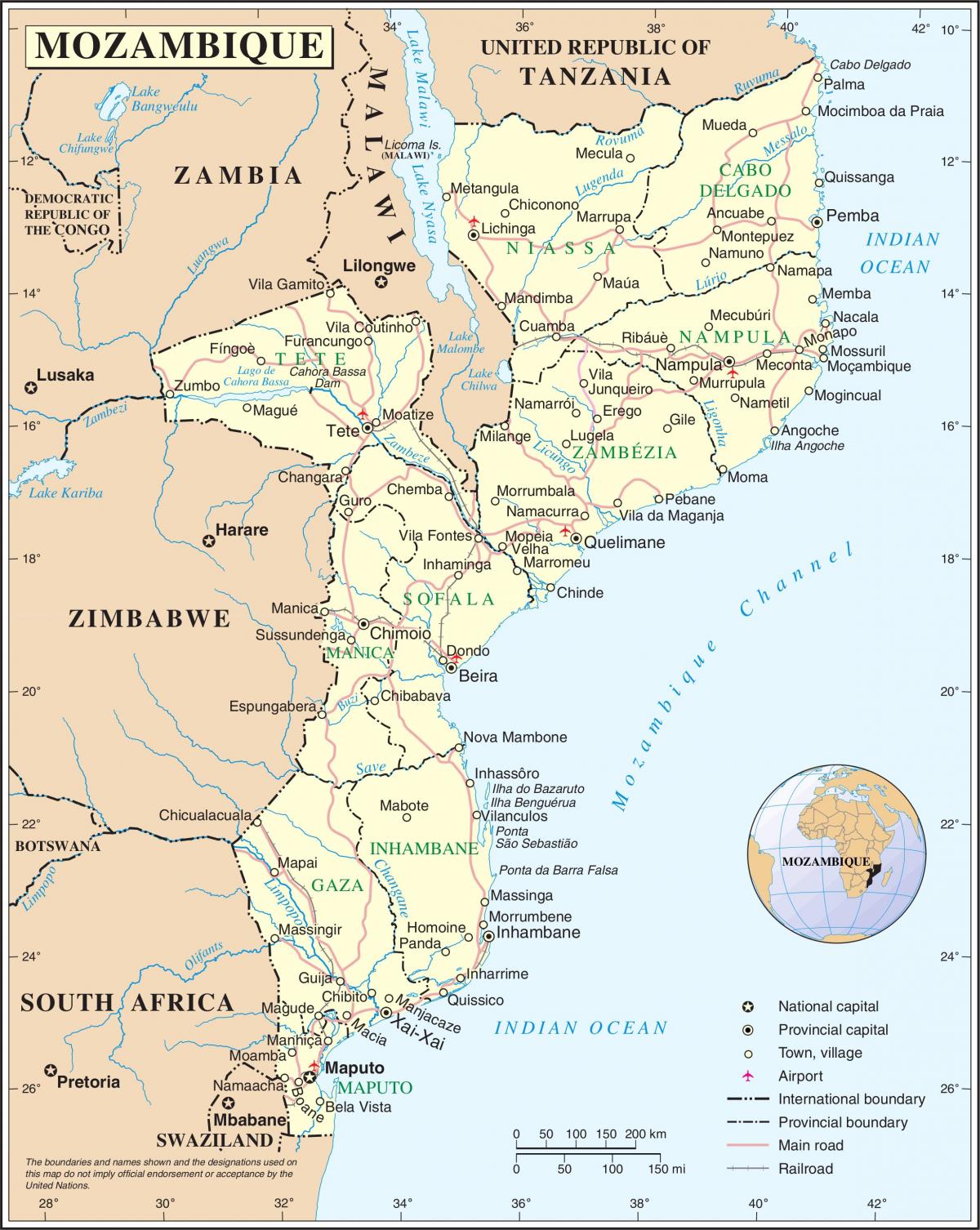mga paliparan sa Mozambique sa isang mapa